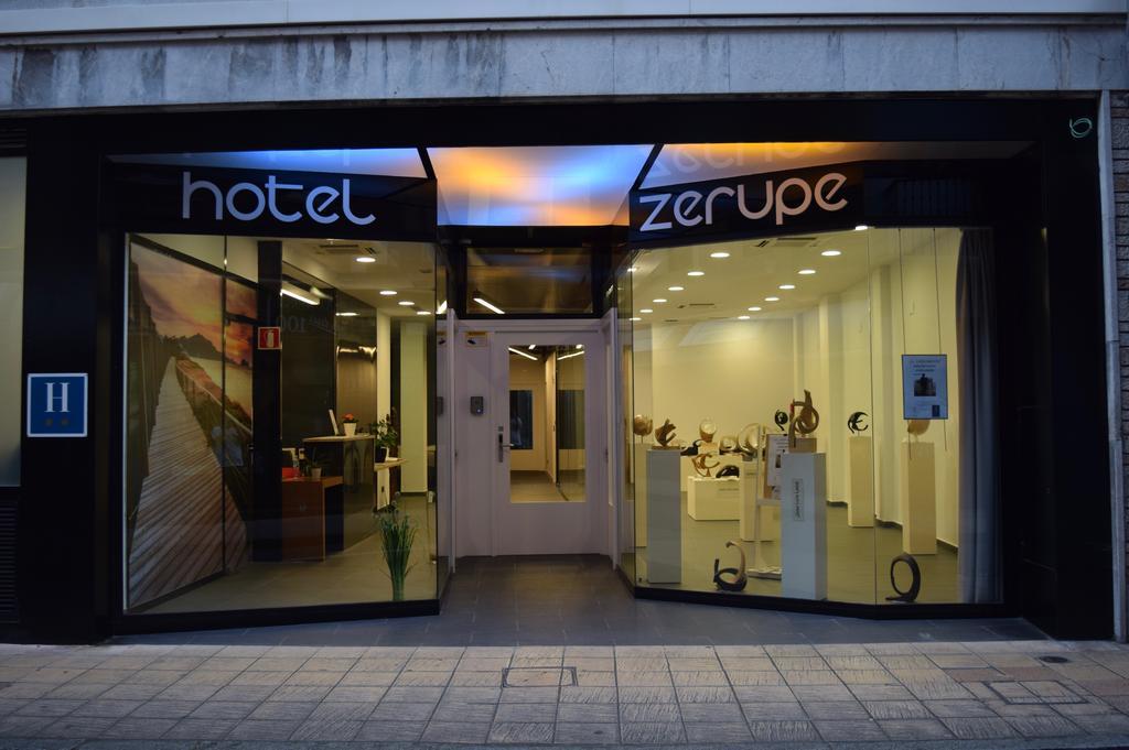 Zerupe Hotel Зараутц Экстерьер фото